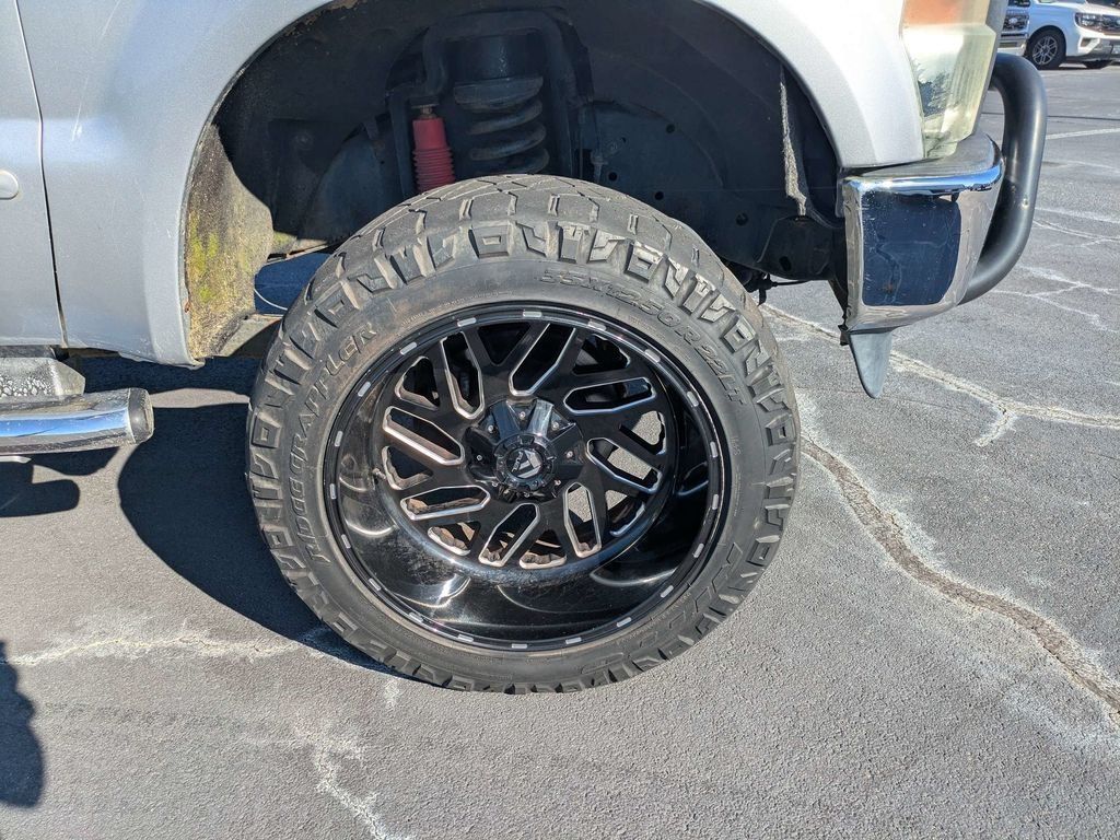 Used 2010 Ford F250 XL AWD/4WD image 12
