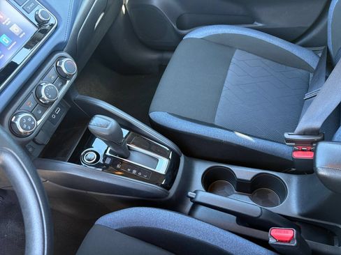 Used 2025 Nissan Versa SV FWD image 39