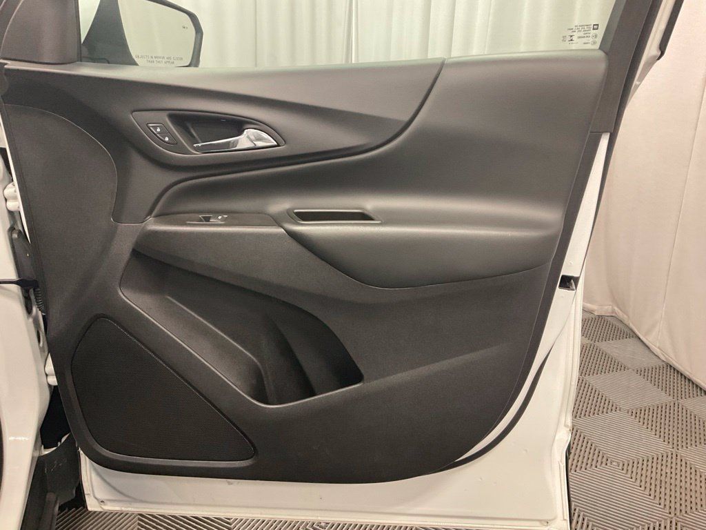 Used 2024 Chevrolet Equinox LT AWD/4WD image 30