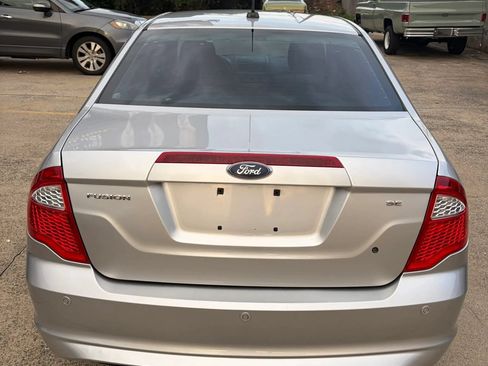 Used 2011 Ford Fusion SE w/ 202A Rapid Spec Order Code FWD image 3