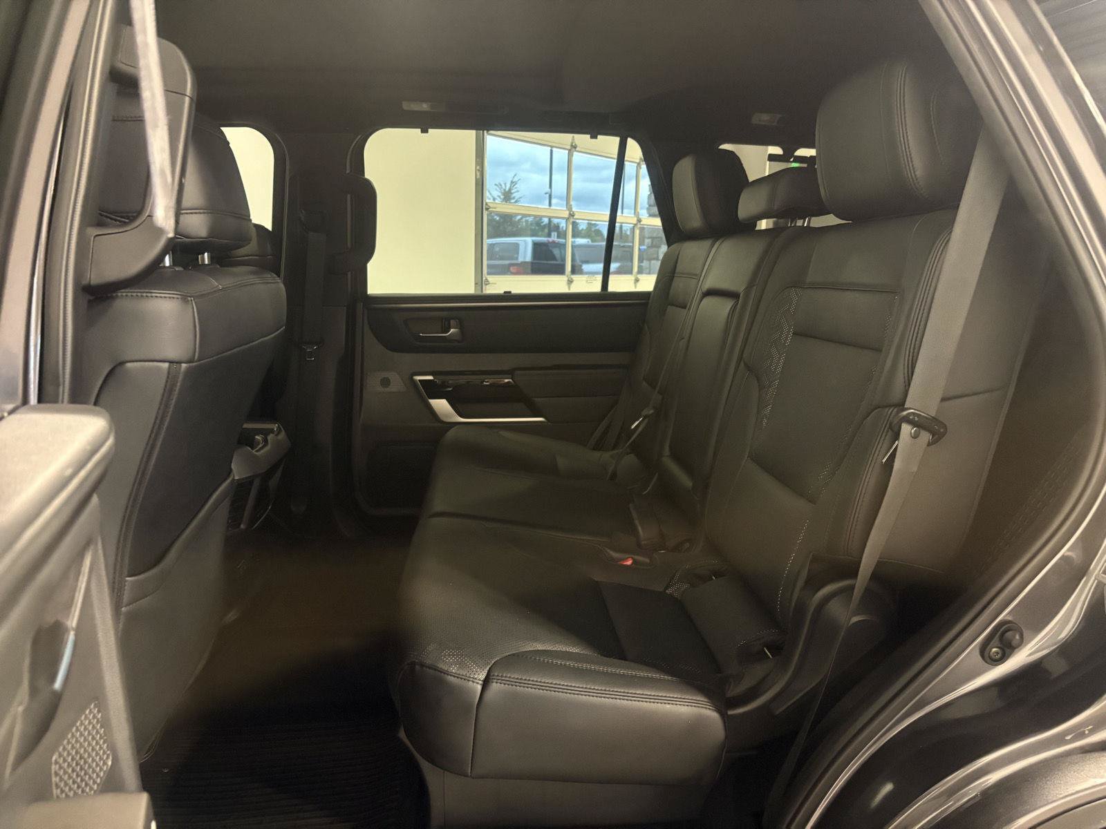 Used 2025 Toyota Sequoia 4WD image 42