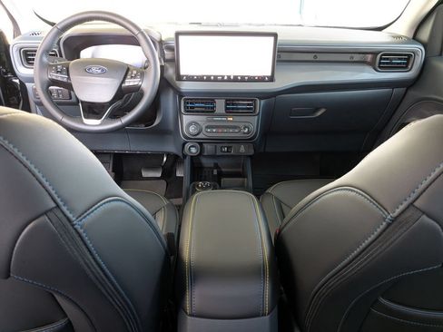 Used 2025 Ford Maverick Lobo AWD/4WD image 13