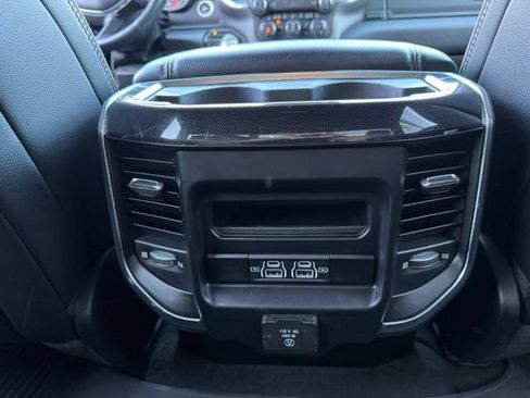 Used 2022 RAM 1500 Laramie w/ Sport Appearance Package AWD/4WD image 9