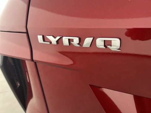 Used 2025 Cadillac Lyriq Sport AWD/4WD image 33