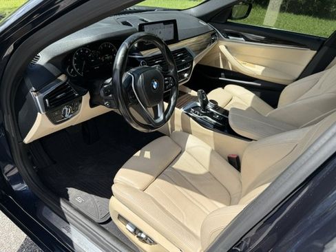 Used 2018 BMW 530i w/ Premium Package RWD image 17