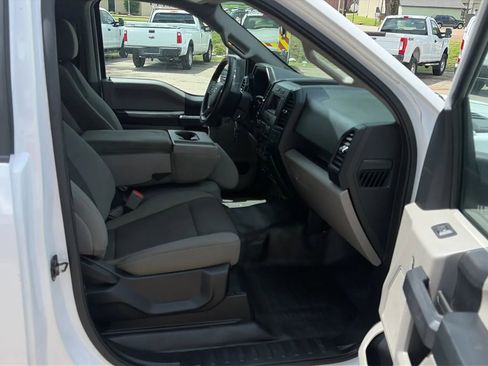 Used 2020 Ford F150 XL w/ Trailer Tow Package RWD image 9
