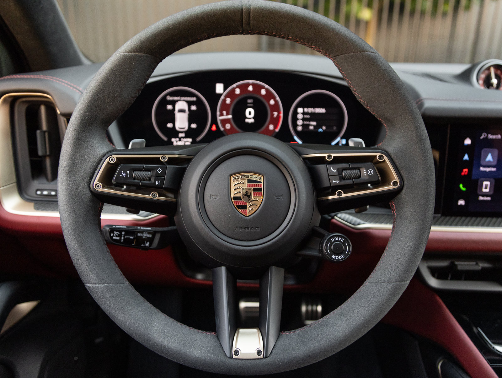 Certified 2026 Porsche Cayenne GTS AWD/4WD image 13