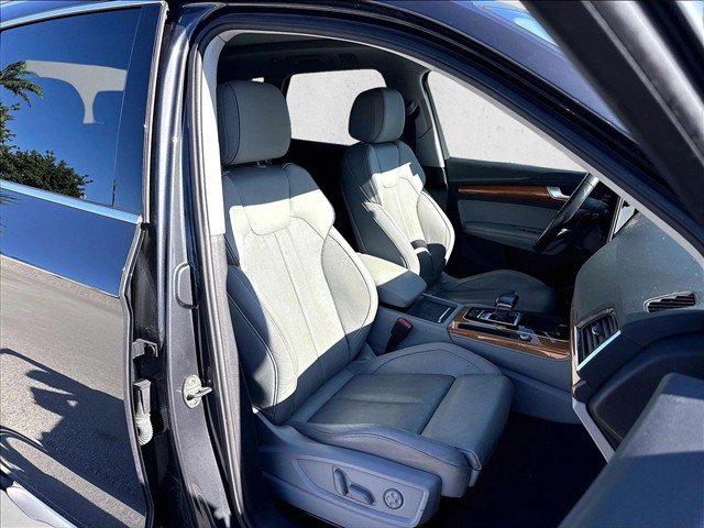 Used 2021 Audi Q5 2.0T Premium Plus AWD/4WD image 9