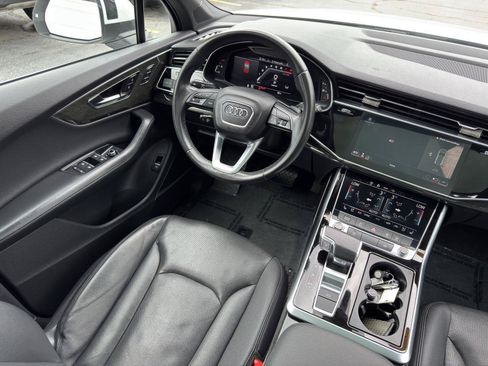 Used 2022 Audi Q7 3.0T Premium Plus w/ Premium Plus Package AWD/4WD image 37