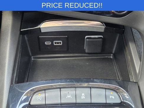Used 2023 Buick Envision Preferred FWD image 19