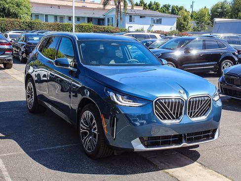 New 2026 BMW X3 xDrive30 w/ Premium Package AWD/4WD image 5