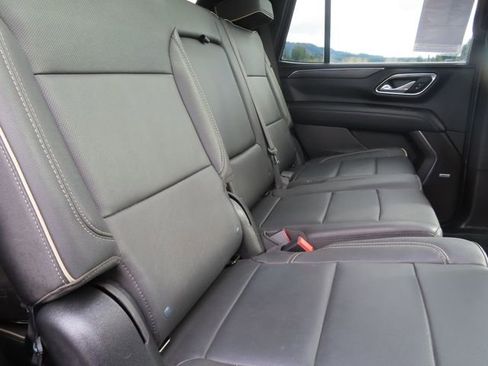 Used 2024 GMC Yukon SLT w/ Max Trailering Package AWD/4WD image 45