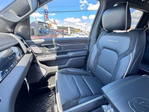 New 2026 RAM 1500 Laramie AWD/4WD image 17