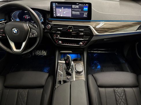 Used 2023 BMW 530e w/ Convenience Package RWD image 16