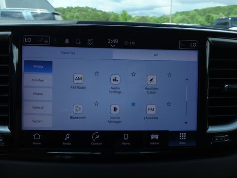 Used 2023 Chrysler Pacifica Touring-L FWD image 30