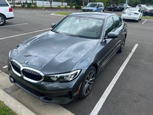 Used 2020 BMW 330i xDrive Sedan w/ Driving Assistance Package AWD/4WD image 17