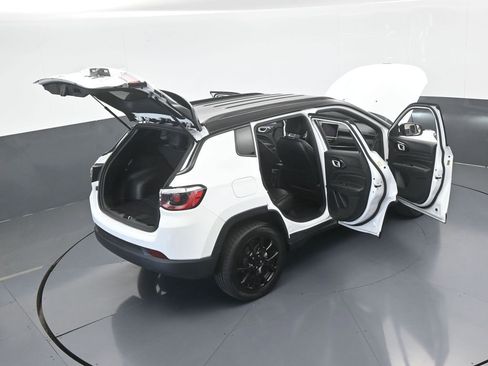 Used 2023 Jeep Compass Altitude image 67