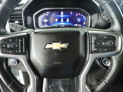 Used 2025 Chevrolet Silverado 2500 LT w/ Convenience Package image 20