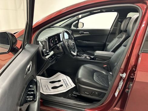 Certified 2023 Kia Sportage X-Line w/ X-Line Premium Package image 9