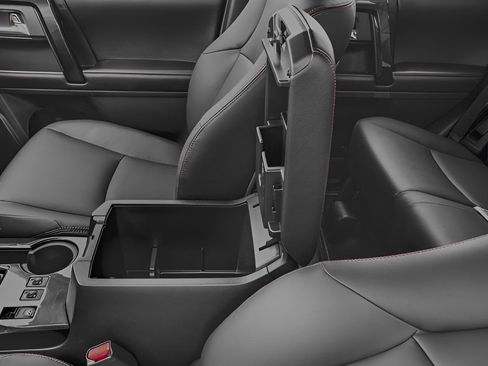 Used 2018 Toyota 4Runner TRD Off-Road AWD/4WD image 41