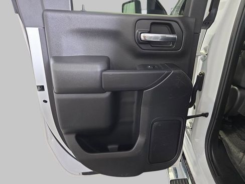 Used 2024 Chevrolet Silverado 2500 Custom w/ Custom Convenience Package image 16