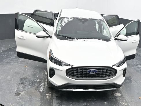 New 2026 Ford Escape SE w/ Class II Trailer Tow Package image 52