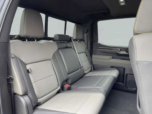 Used 2024 Chevrolet Silverado 1500 ZR2 w/ Technology Package AWD/4WD image 47
