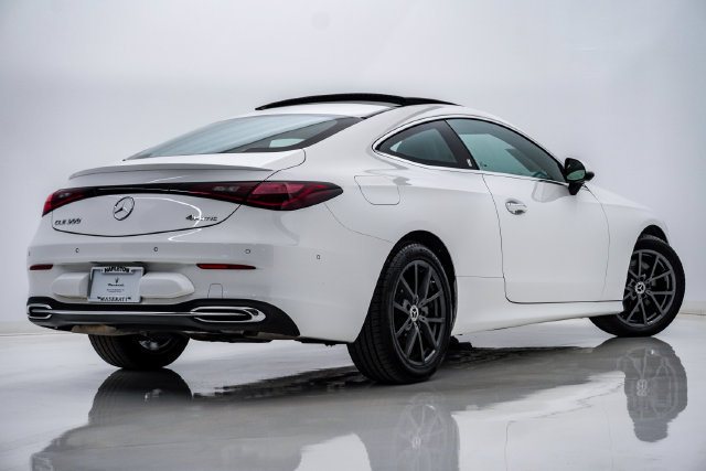 Used 2024 Mercedes-Benz CLE 300 4MATIC Coupe image 11