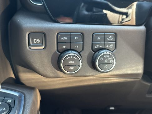 Used 2022 Chevrolet Silverado 1500 RST w/ All Star Edition Plus AWD/4WD image 15
