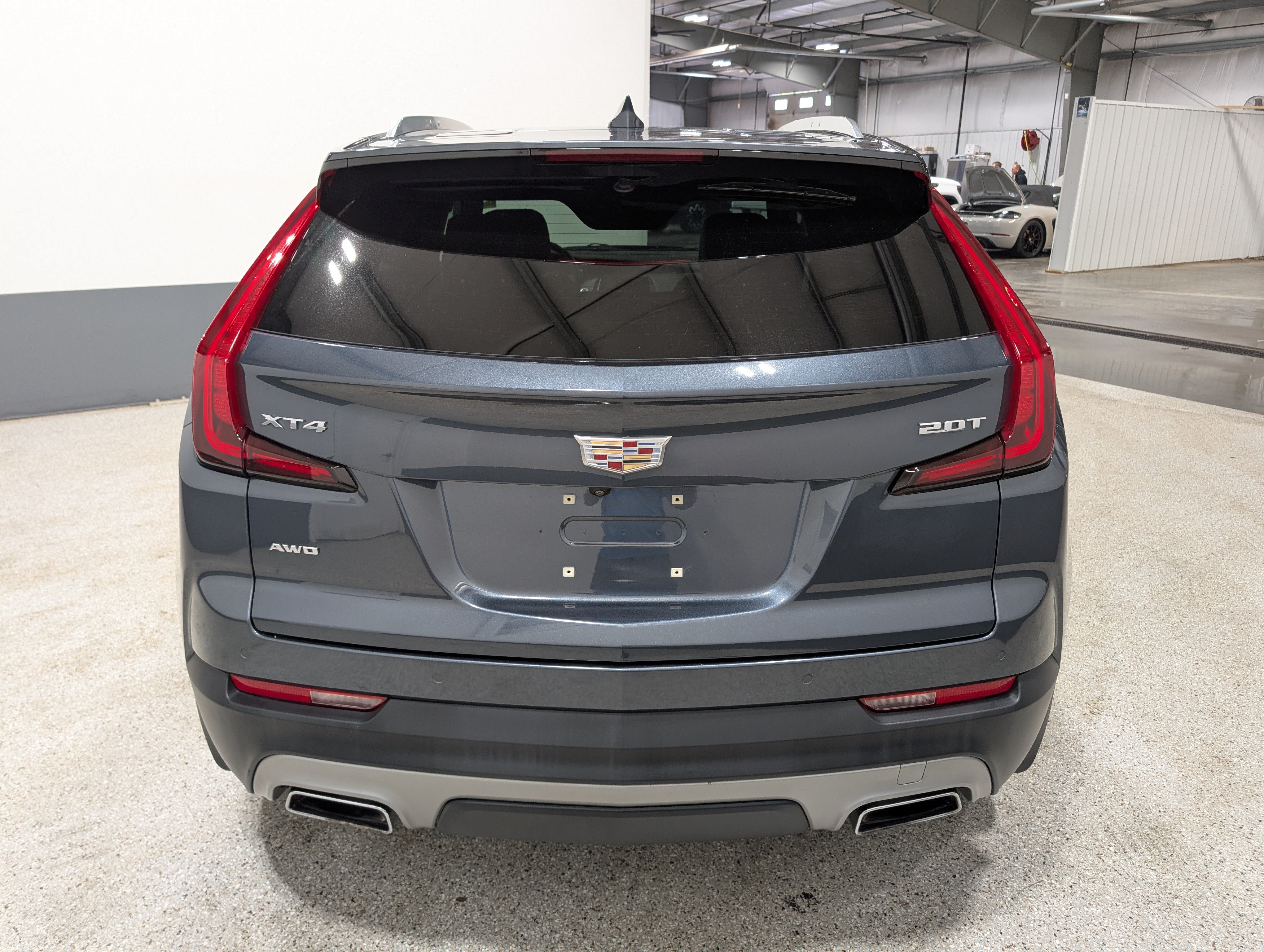 Used 2019 Cadillac XT4 Premium Luxury w/ Cold Weather Package AWD/4WD image 4