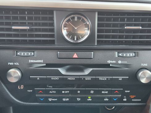 Used 2020 Lexus RX 350L FWD w/ Premium Package image 20