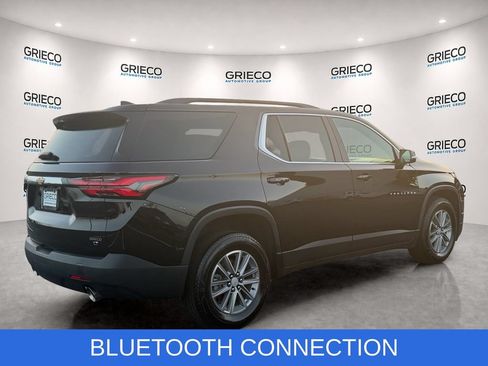 Used 2023 Chevrolet Traverse LT w/ LPO, Cargo Package FWD image 7