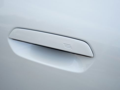 Used 2025 BMW X2 xDrive28i w/ Convenience Package image 13