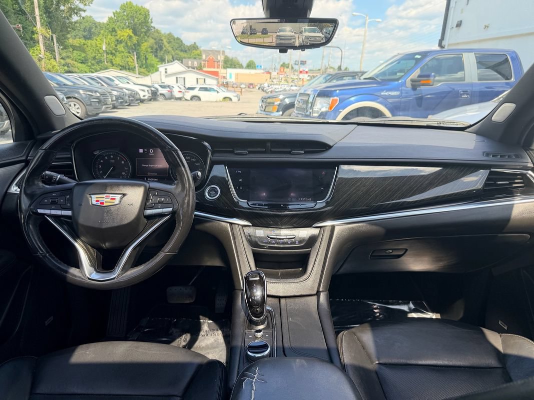 Used 2020 Cadillac XT6 Premium Luxury FWD image 20