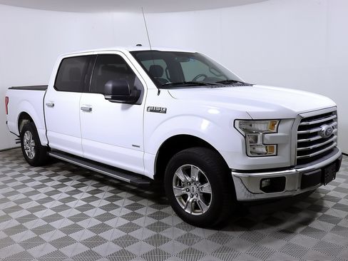 Used 2017 Ford F150 XLT w/ Equipment Group 302A Luxury RWD image 6