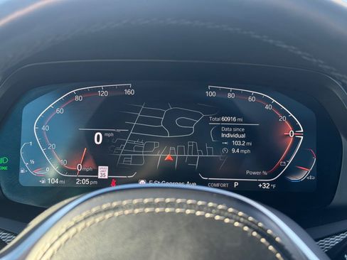 Used 2022 BMW X6 xDrive40i w/ M Sport Package image 31