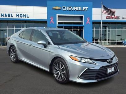 Used 2022 Toyota Camry XLE w/ Carpet Mat Package (TMS)