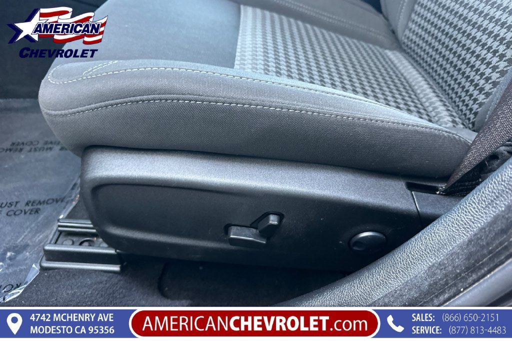 Used 2023 Dodge Charger SXT RWD image 14