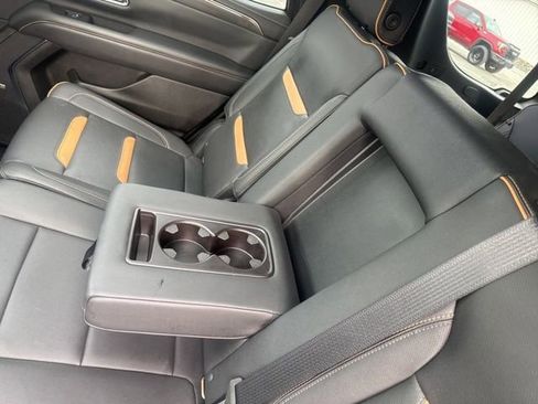Used 2022 GMC Yukon AT4 image 29