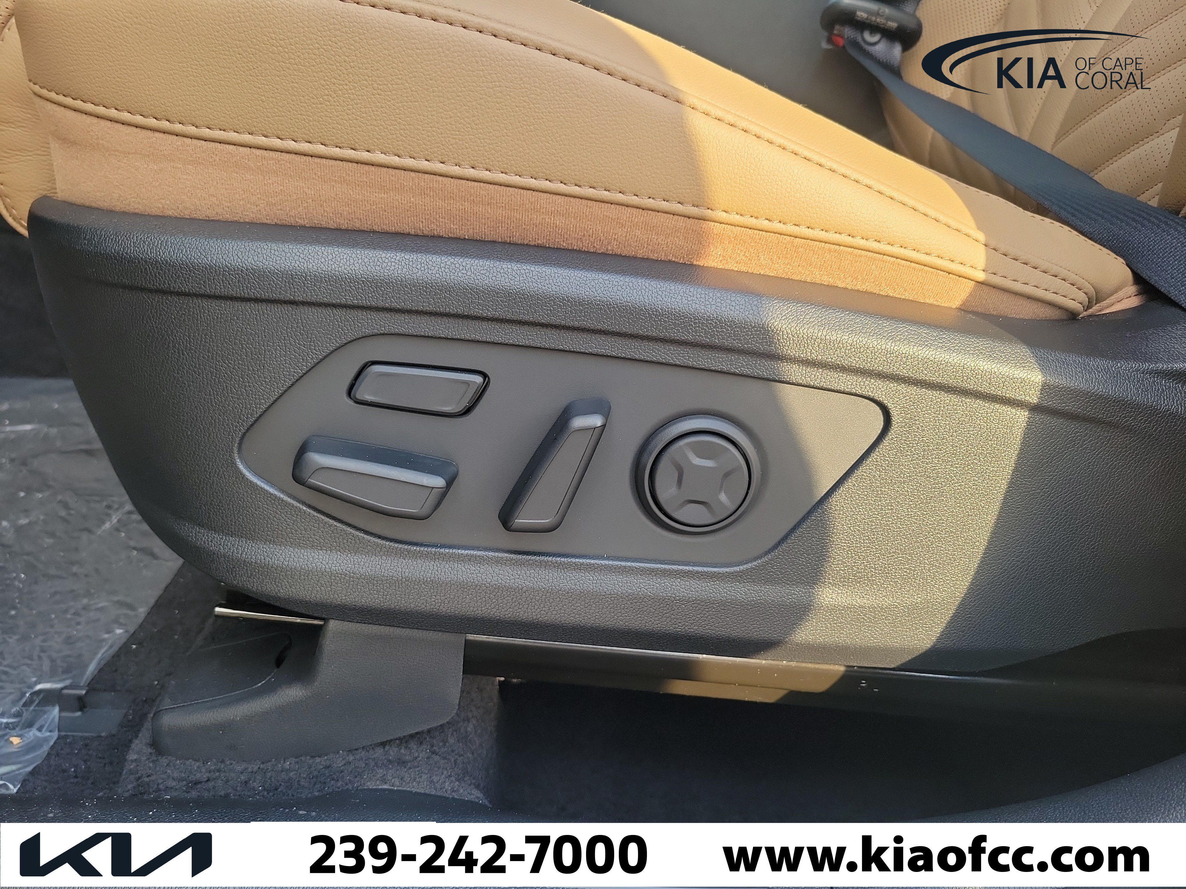 New 2026 Kia Sorento SX Prestige w/ Olive Brown Leather Package AWD/4WD image 25