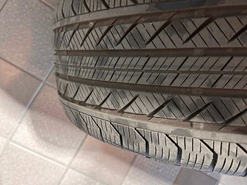 Used 2024 Mercedes-Benz GLB 250 4MATIC image 34