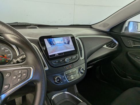 Used 2024 Chevrolet Malibu LT FWD image 24