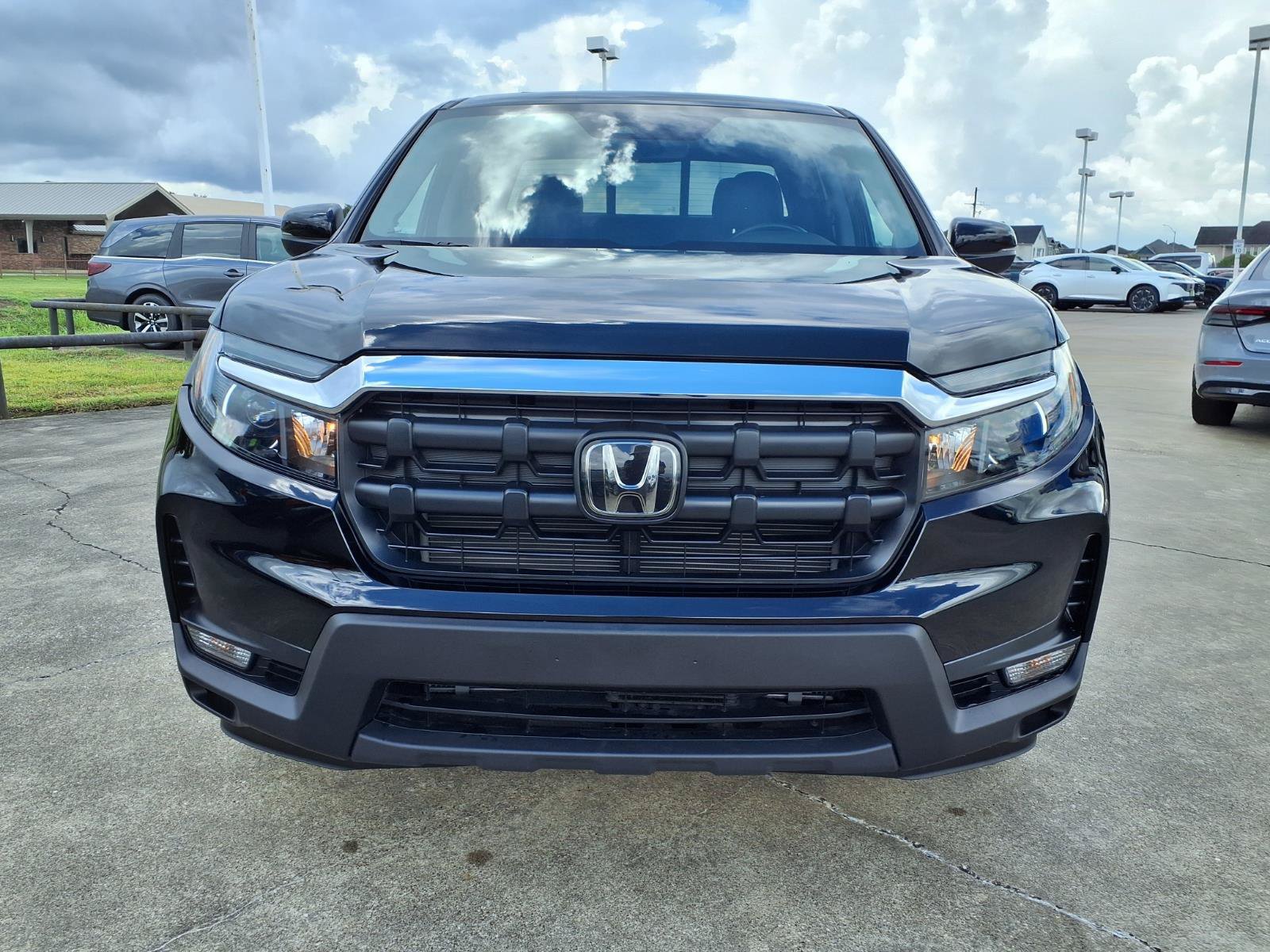 Certified 2025 Honda Ridgeline RTL image 3