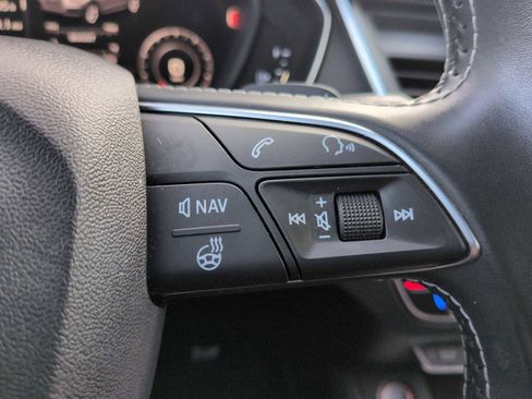 Used 2018 Audi SQ5 Premium Plus w/ Navigation Package image 27