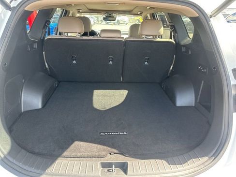 Used 2023 Hyundai Santa Fe SEL Premium image 14