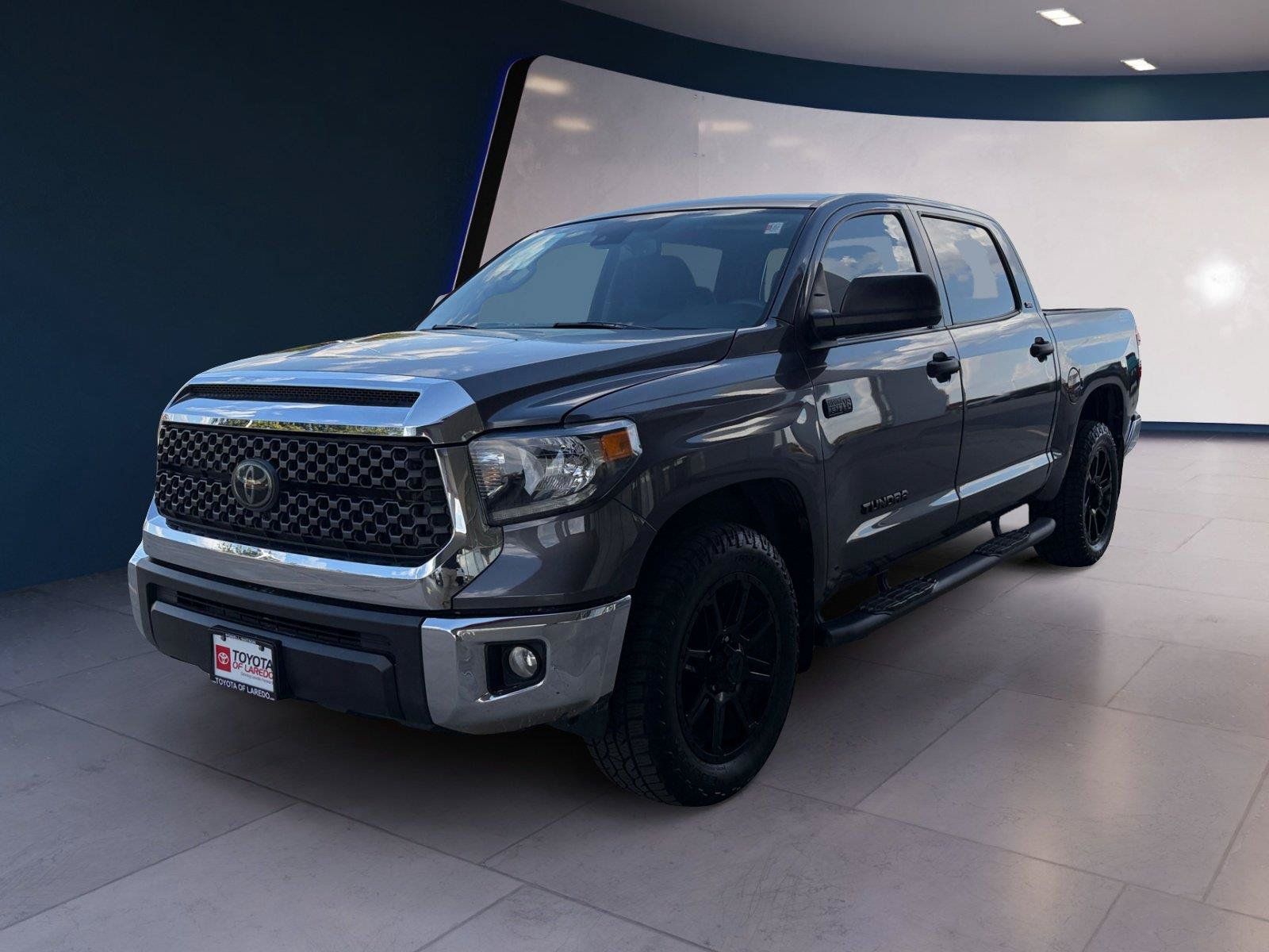 Used 2020 Toyota Tundra SR5 w/ SR5 Leather Package RWD image 1