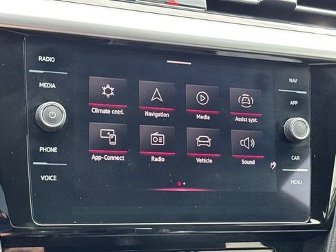 Used 2023 Volkswagen Arteon SEL Premium AWD/4WD image 34