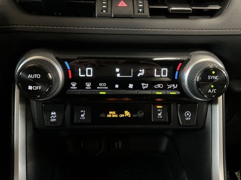 Used 2023 Toyota RAV4 XLE Premium AWD/4WD image 20