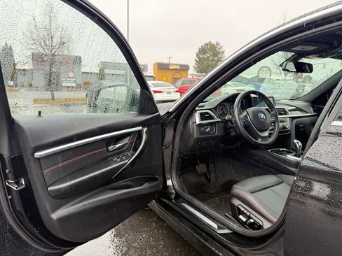 Used 2018 BMW 330i xDrive Sedan image 11