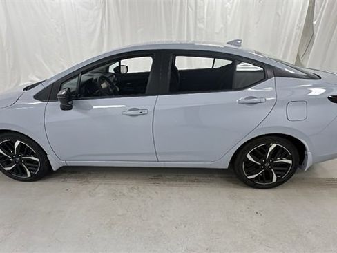New 2025 Nissan Versa SR w/ Trunk Package image 6